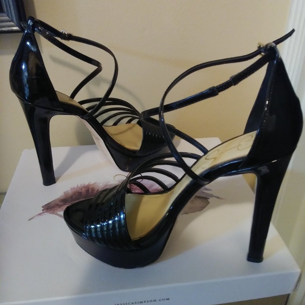 Jessica Simpson pump shoes Trendy & Sexy